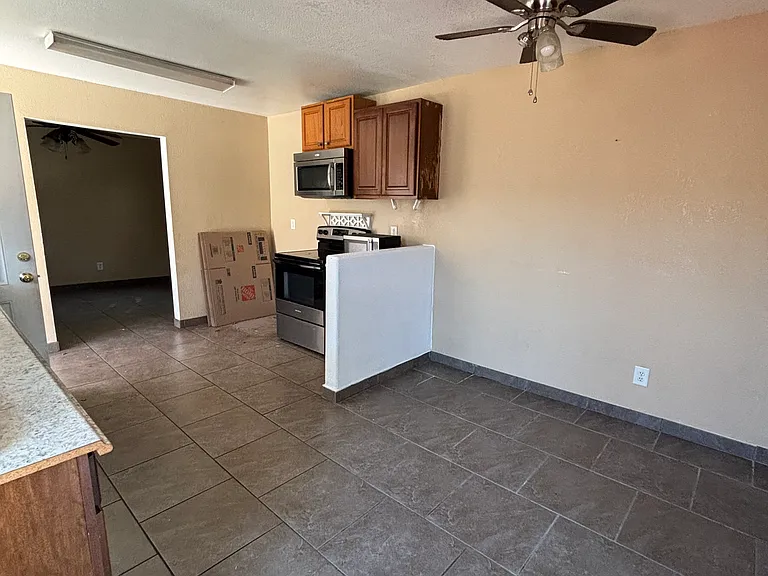9456 Elm Ave #3 — Photo 7