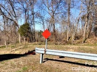 5639 Brookshire Blvd, Charlotte, NC 28216