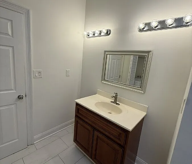 2235 Whitaker St — Photo 19