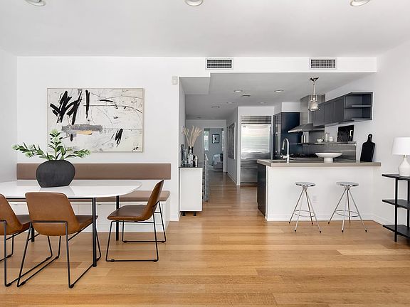 3rd image of 348 Sackett St APT 1A