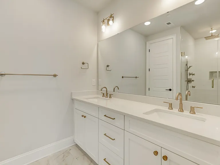 1107 Parkside Greenway Dr — Photo 27