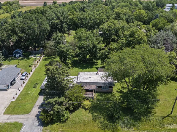2740 N Cedar Rd, New Lenox, IL 60451