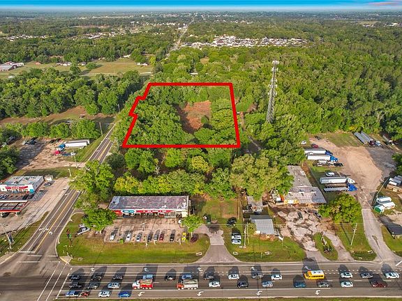 3rd image of 1301 Duff Rd