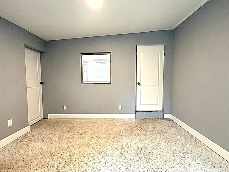 2455 Princeton Rd — Photo 18