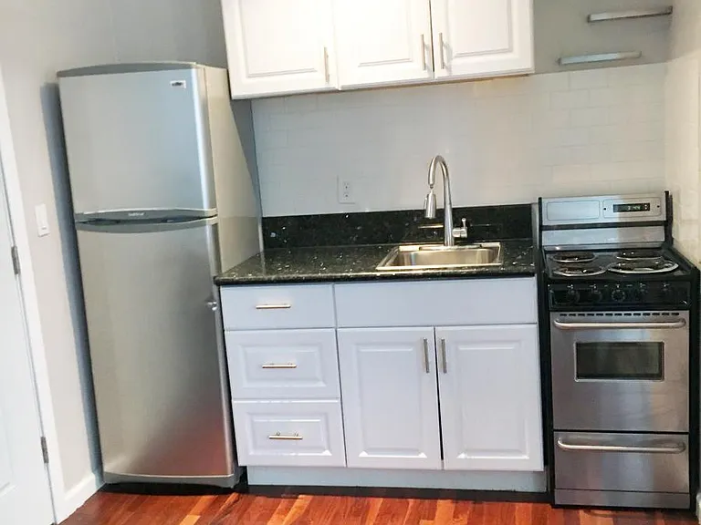 3614 Edwards Rd #3 — Photo 5