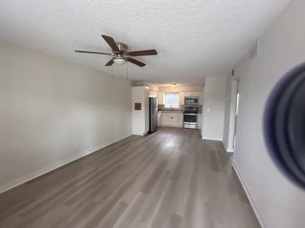 407 2nd St S, Jacksonville Beach, FL 32250