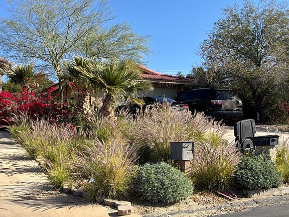 3rd image of 66766 Yucca Dr