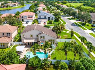 6152 Shadow Tree Ln, Lake Worth, FL 33463