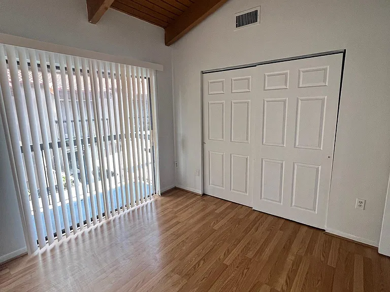 1917 SW 107th Ave — Photo 9