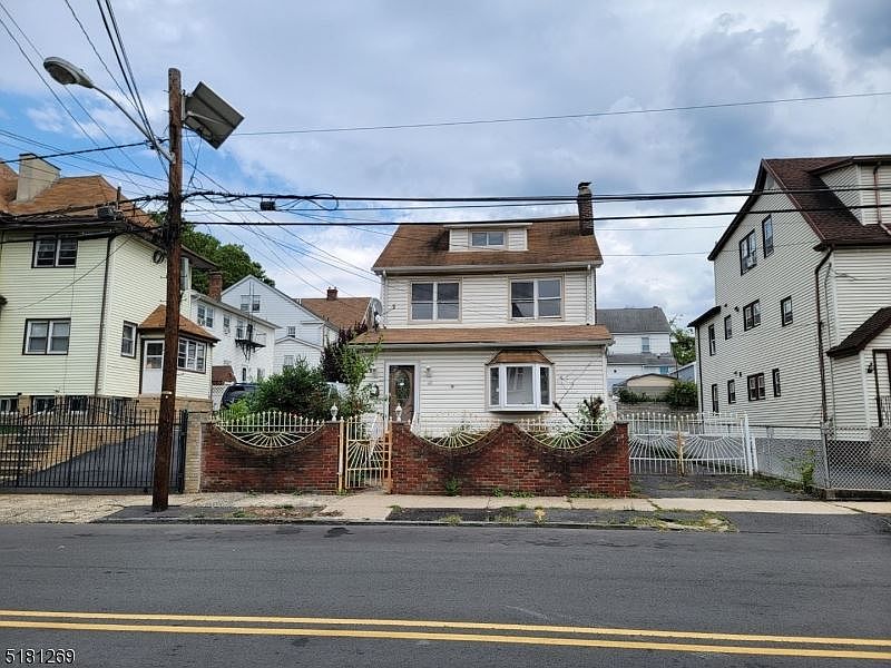 2nd image of 47 Manchester Pl