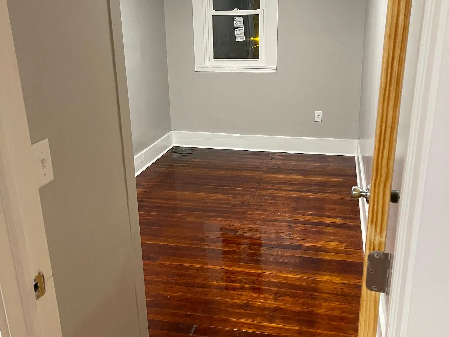 4 bed, 1200 sqft, $2,100 — Photo 4