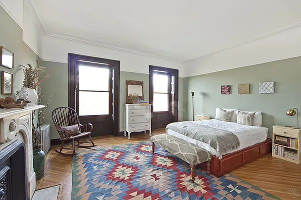 Rented by Halstead Real Estate | media 6