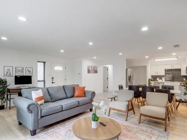 5041 Thunder Rd, Dallas, TX 75244