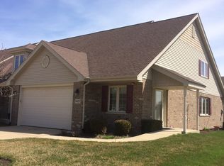 9409 Saratoga Ct, Hickory Hills, IL 60457