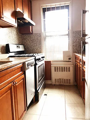 Rented by NY Space Finders Inc. | media 2