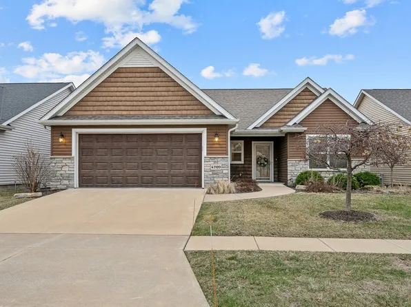 4709 Pheasant Creek Ave, Davenport, IA 52807