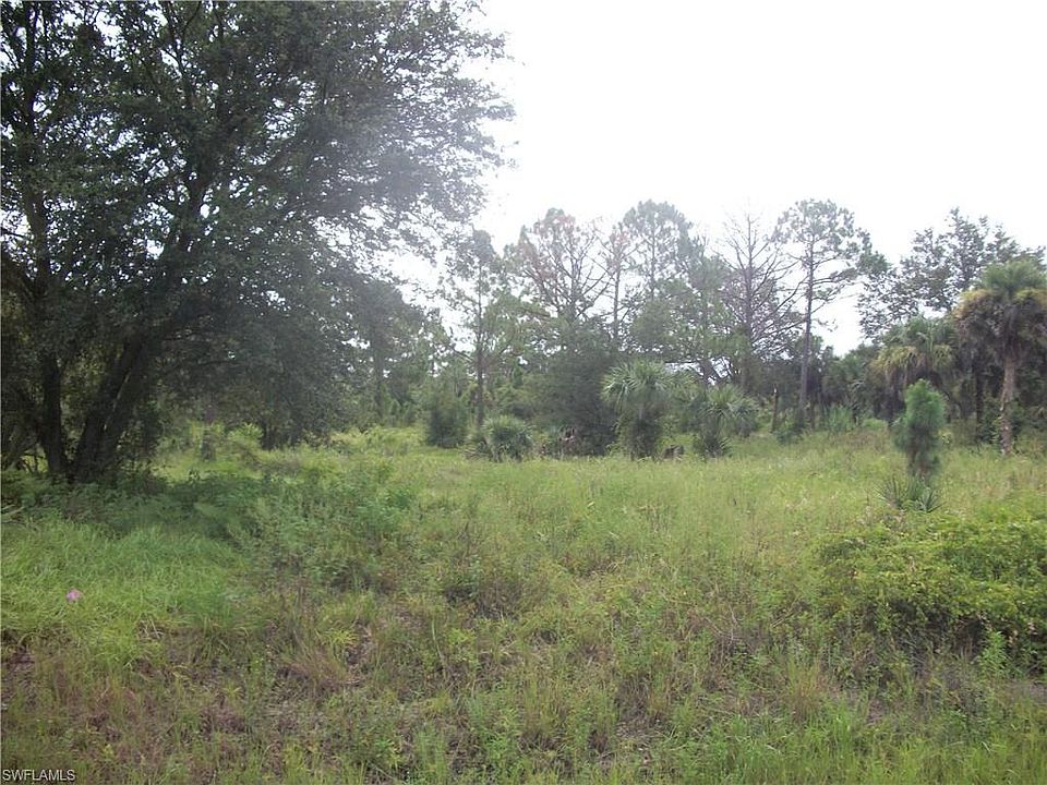 2nd image of 375 S Quebrada St