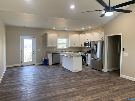 3rd image of 1458 Junie Gilbert Rd