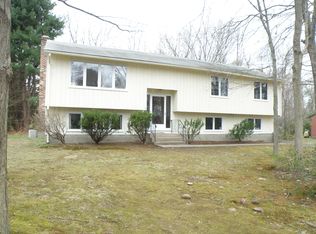 5 Paper Chase Dr, Farmington, CT 06032