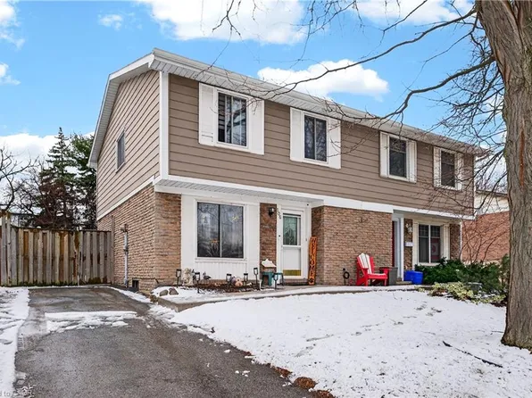 106 Wendover Dr, Hamilton, ON L9C 5X5