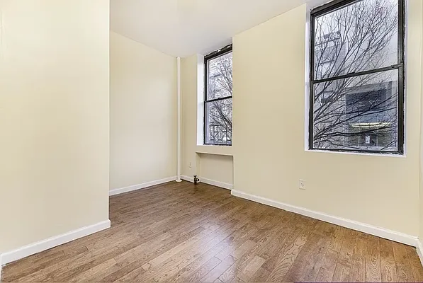 Rented by REAL New York | media 9