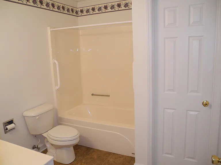 2019B S Mebane St — Photo 6