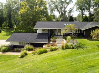 25838 Hersheyvale Dr, Franklin, MI