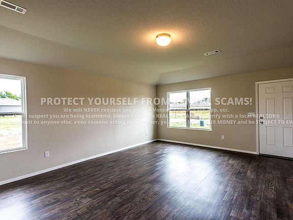 2nd image of 5022 W Claxton Cir