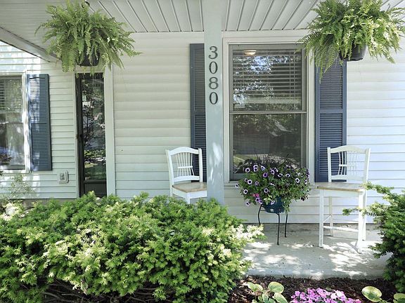 2nd image of 3080 Glenwood Dr