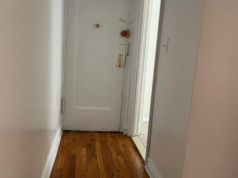 3215-3217 Hull Ave #3C — Photo 10