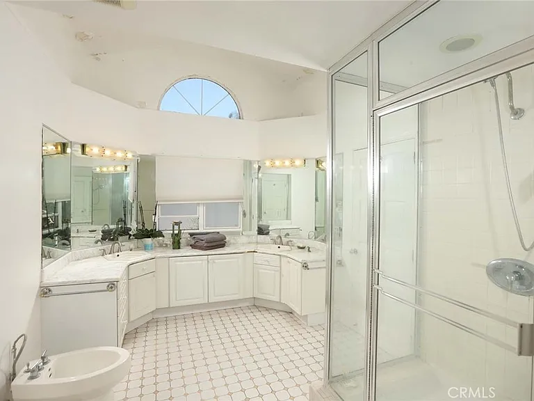 1412 N Louise St — Photo 21