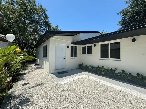 111 NW 7th Ave, Dania Beach, FL 33004