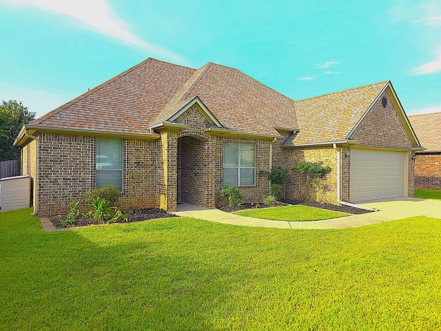 Spacious Family Home for Lease 11864 Poydras, Tyler, TX 75703 — Photo 1