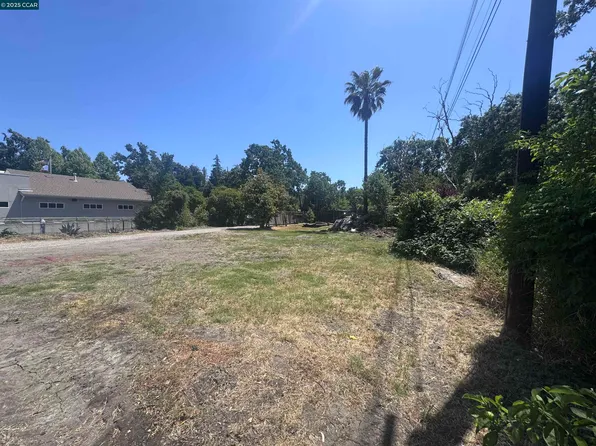 245 Gregory Ln, Pleasant Hill, CA 94523