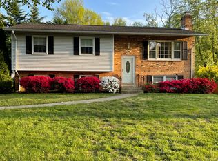 2207 Windjammer Dr, Woodbridge, VA 22192