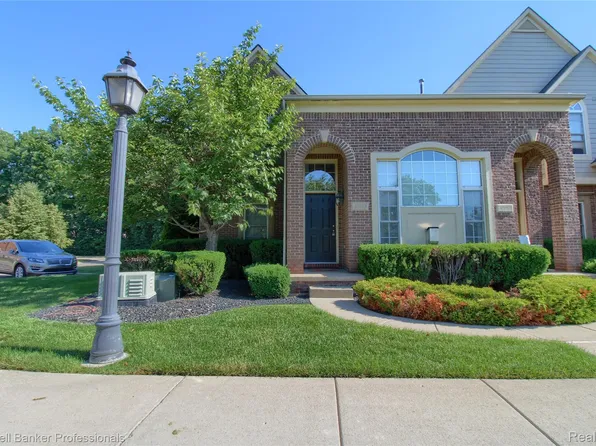 45973 Graystone Ln, Canton, MI 48187