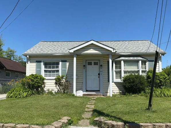 42 Dogwood Dr, Baltimore, MD 21220