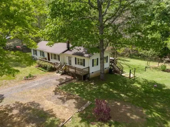 14322 Dickersons Ln, Barboursville, VA 22923