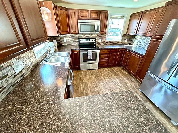 3rd image of 1108 Salty Marsh Ct