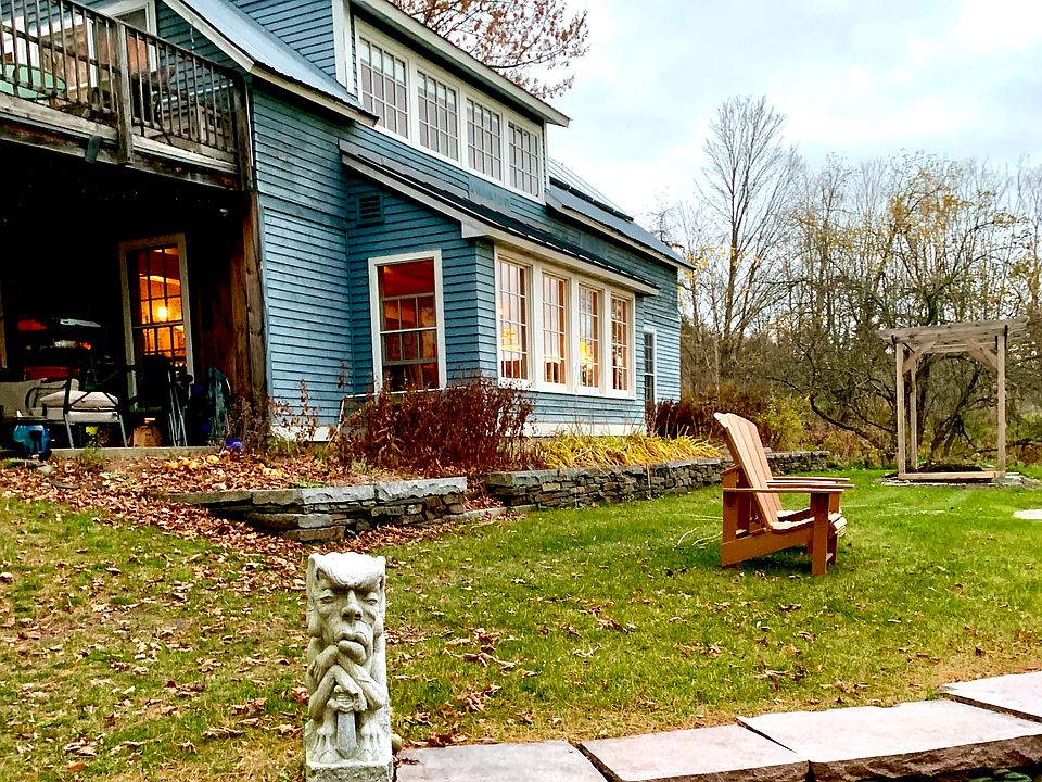 1st image of 40 Camp Rd