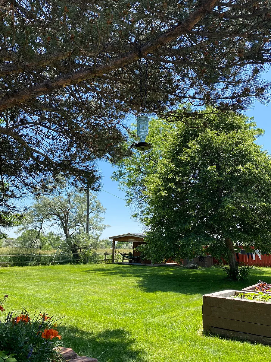 Building Photo - N 49th St