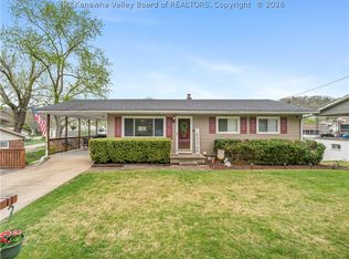 5309 Alpine Dr, Cross Lanes, WV 25313