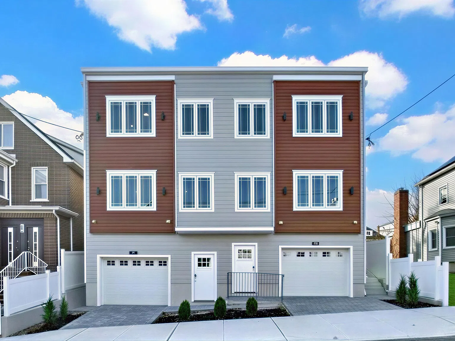 4 bed, 2622 sqft, $5,350 — Photo 1
