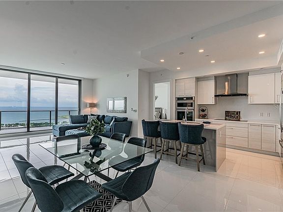 4th image of 100 1st Ave N Unit 2102