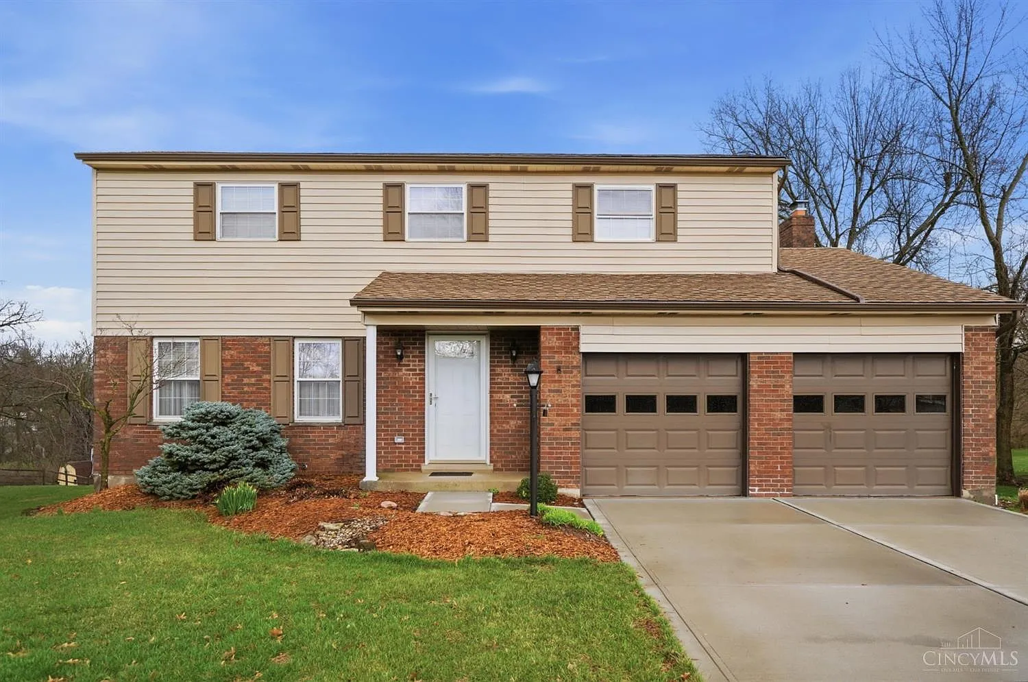 4366 Runningfawn Dr photo 1
