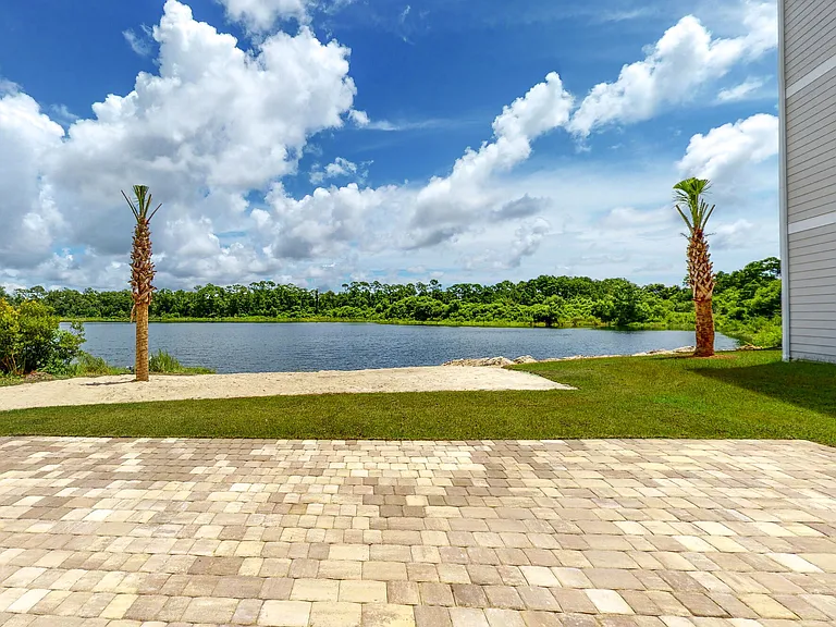 Coastal Club Apartments — Photo 47