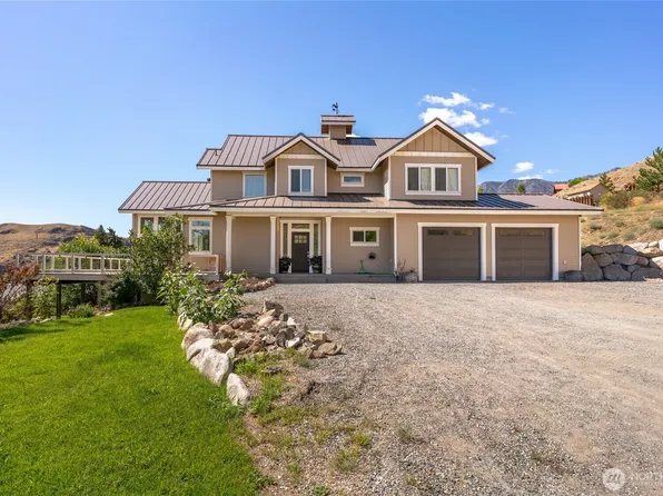 266 Ives Street, Pateros, WA 98846