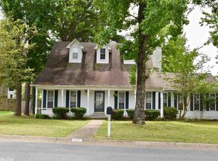 11527 Cedar Springs Rd, Little Rock, AR 72211