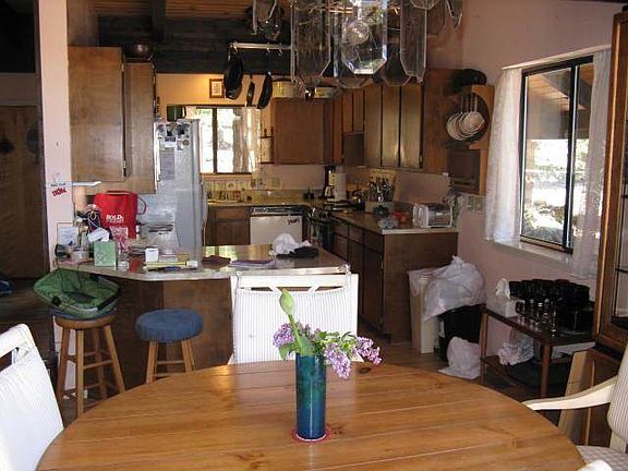 5th image of 305 Brockway Ct