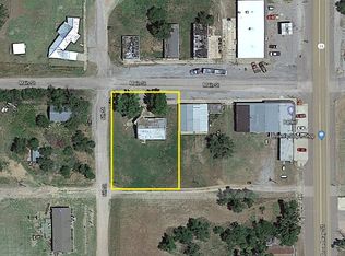 208142 Main St, Camargo, OK 73835